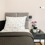 Wyszogrodzka 64 Aparthotel