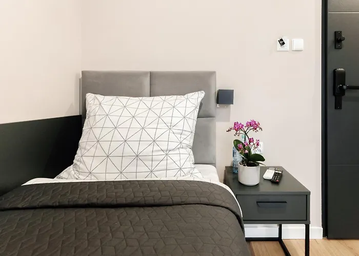 Wyszogrodzka 64 Aparthotel